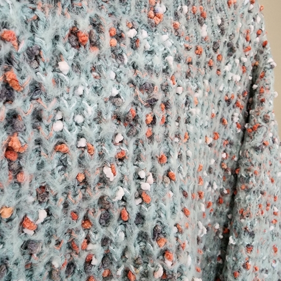 She and sky size M / L oversized sweater shaggy sage green orange  pullover - Picture 4 of 6